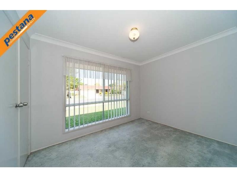 30 Edenlea Drive, Meadowbrook QLD 4131