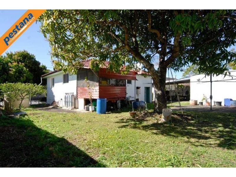 647 Blunder Road, Durack QLD 4077