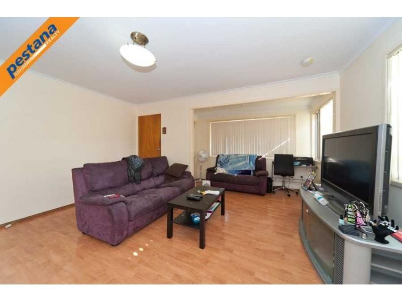 2 Mawarra Street, Kingston QLD 4114