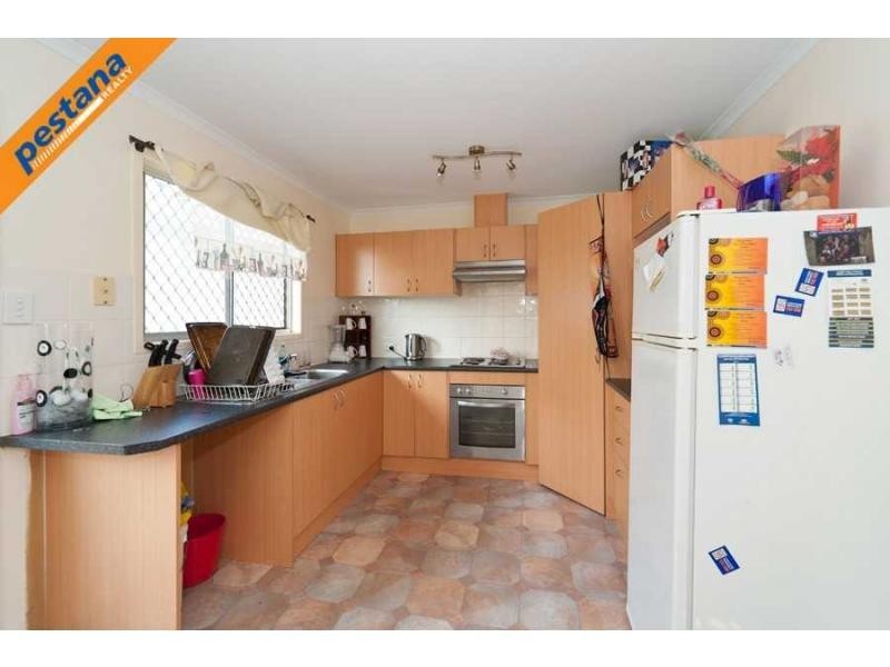 2 Mawarra Street, Kingston QLD 4114