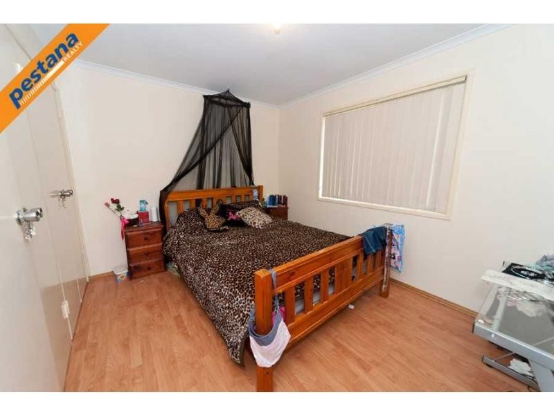 2 Mawarra Street, Kingston QLD 4114