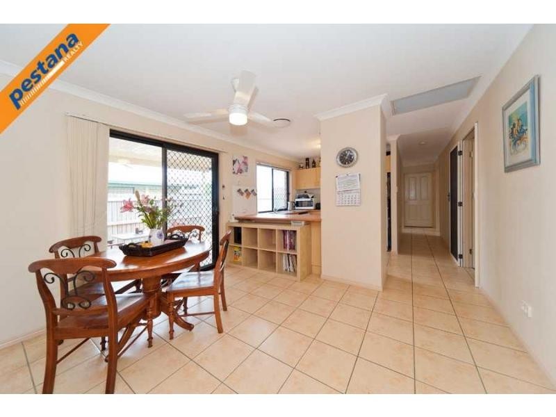 14 Links Avenue, Meadowbrook QLD 4131