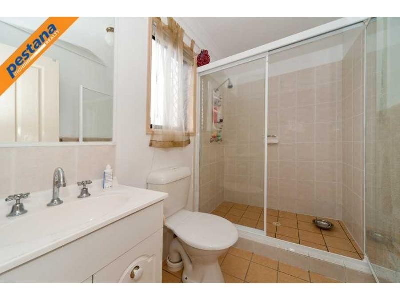 14 Links Avenue, Meadowbrook QLD 4131