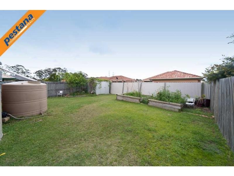 14 Links Avenue, Meadowbrook QLD 4131