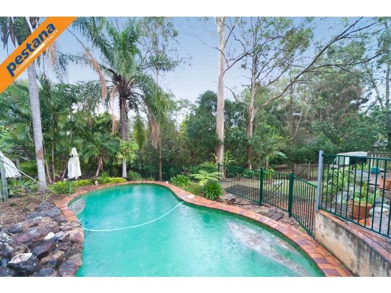 10 Lewina Street, Daisy Hill QLD 4127