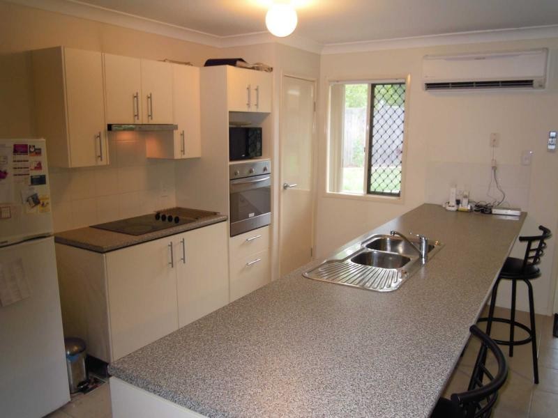 10 Chantilly Court, Loganlea QLD 4131