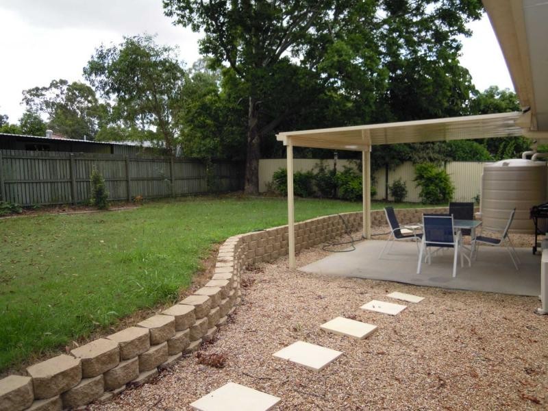 10 Chantilly Court, Loganlea QLD 4131