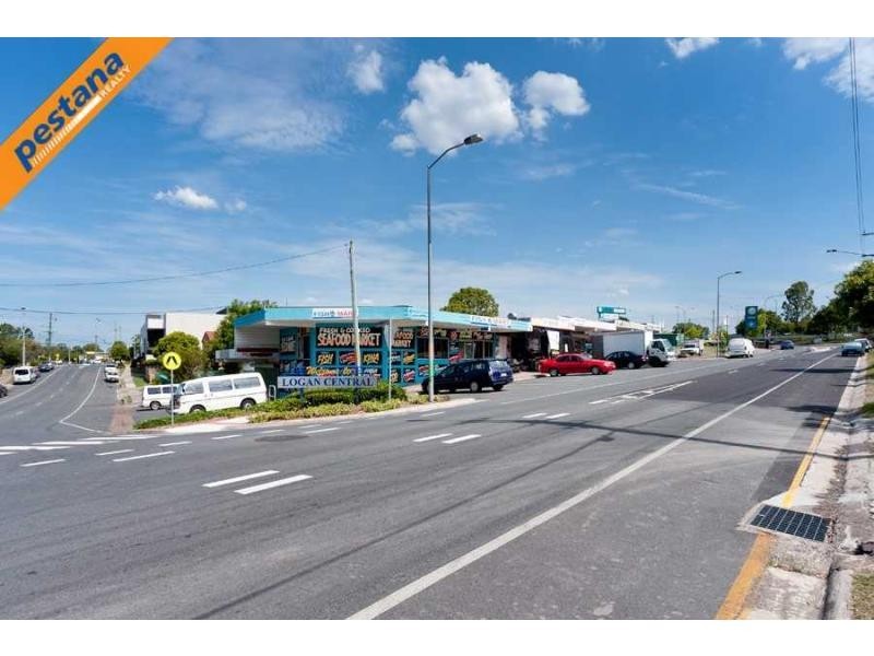 16 North Road, Woodridge QLD 4114