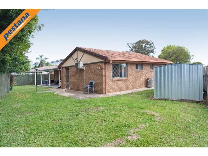 8 Torina Place, Meadowbrook QLD 4131