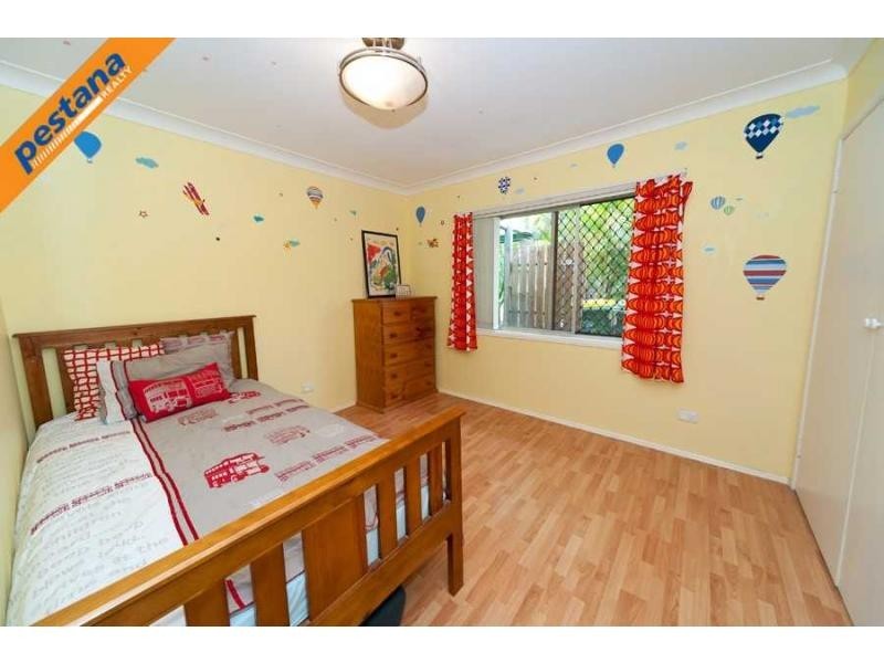 9 Eloise Avenue, Springwood QLD 4127