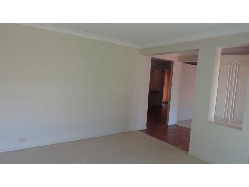 6 Earls Court, Calamvale QLD 4116