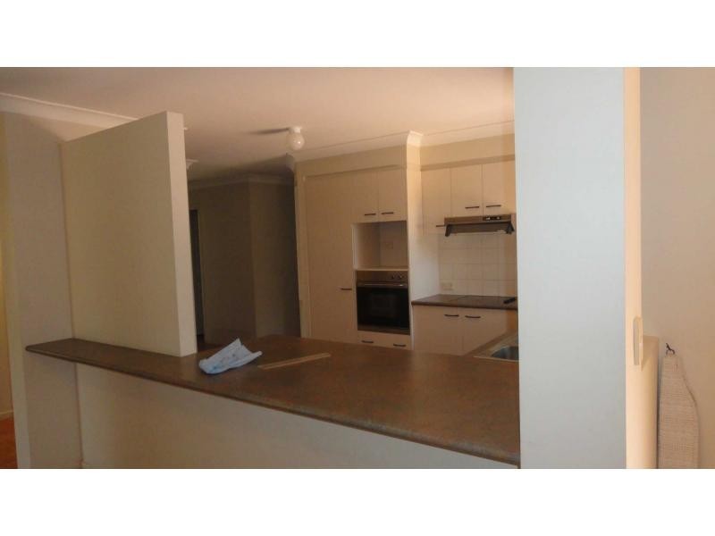 6 Earls Court, Calamvale QLD 4116