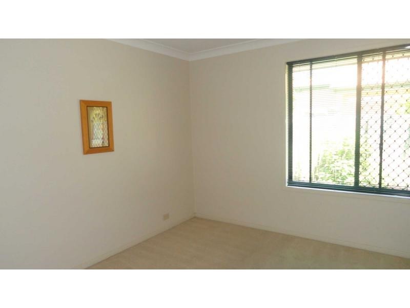 6 Earls Court, Calamvale QLD 4116