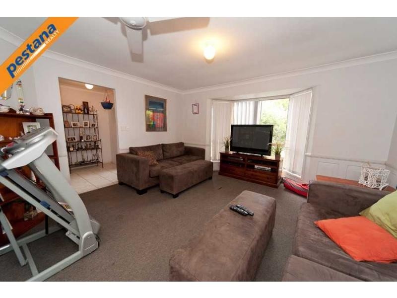 24 Elbe Place, Meadowbrook QLD 4131