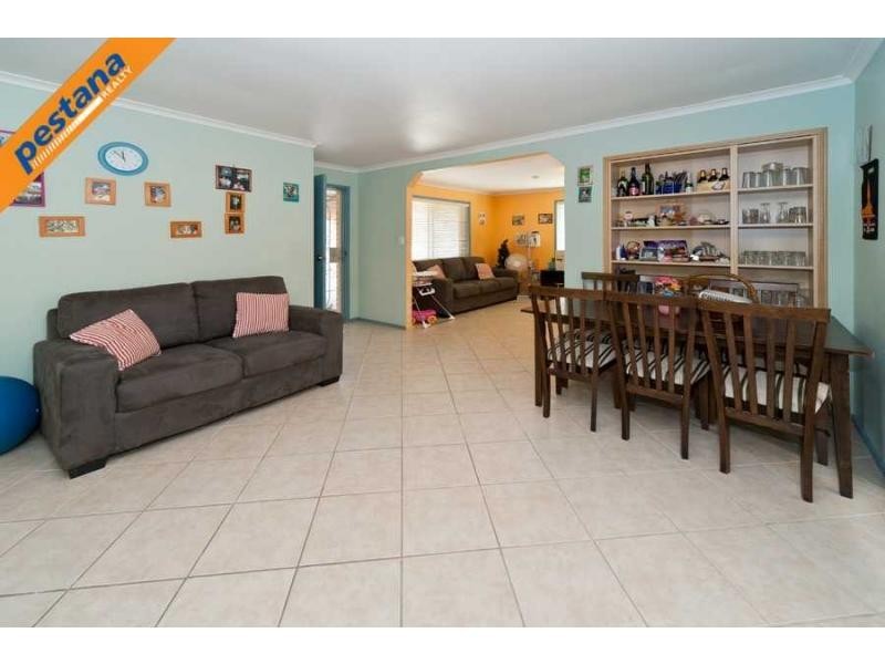 6 Brooks Street, Slacks Creek QLD 4127
