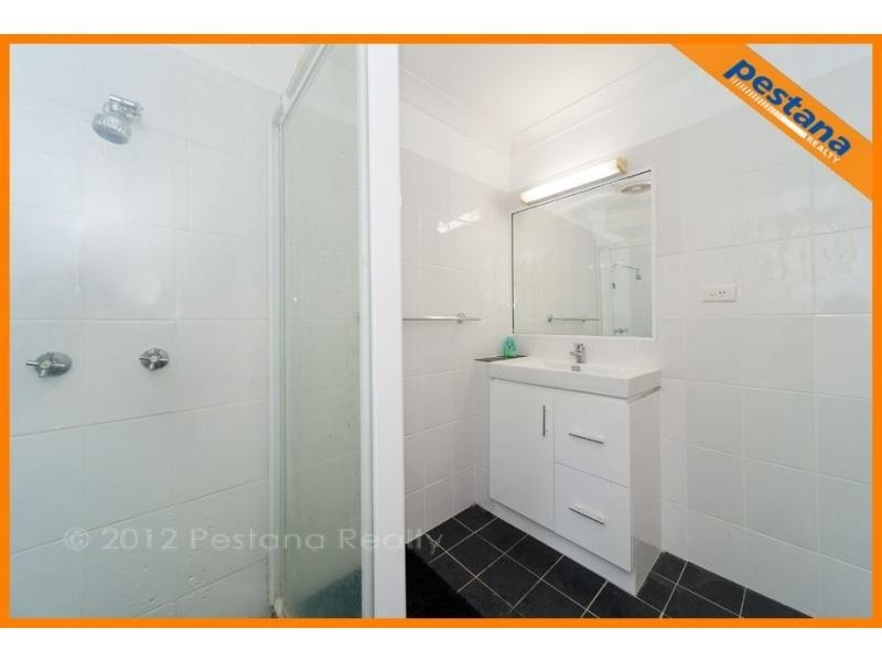 144 Dennis Road, Springwood QLD 4127