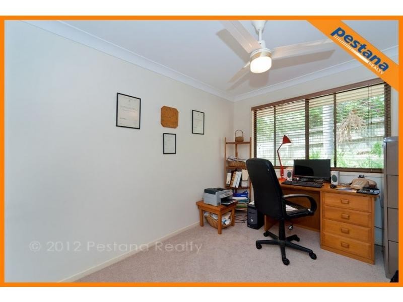 144 Dennis Road, Springwood QLD 4127
