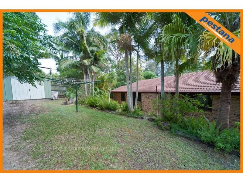 144 Dennis Road, Springwood QLD 4127