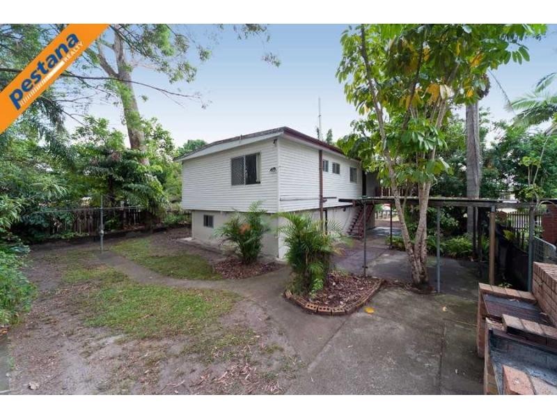 20 Spruce Street, Kingston QLD 4114