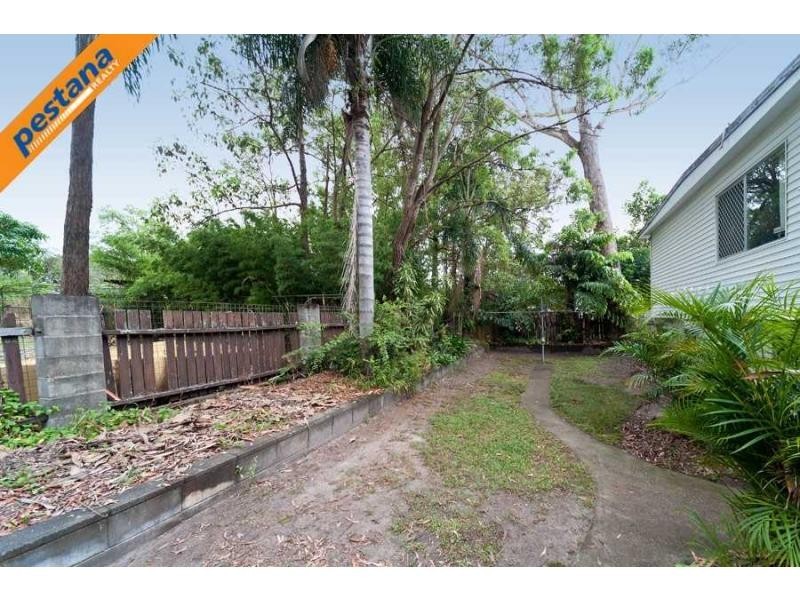 20 Spruce Street, Kingston QLD 4114