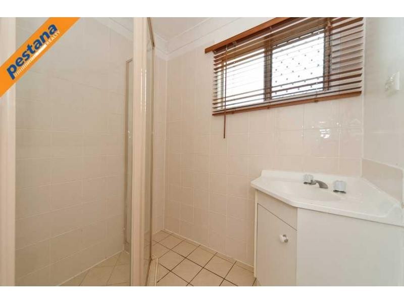 20 Spruce Street, Kingston QLD 4114