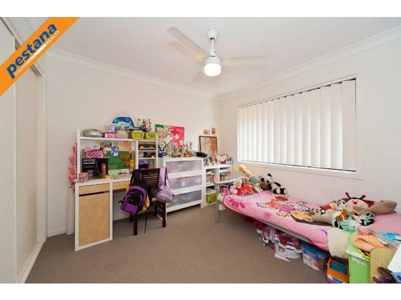 27 Easy Street, Loganholme QLD 4129