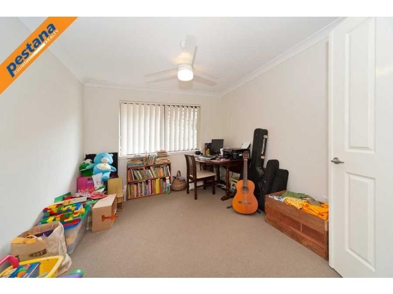 27 Easy Street, Loganholme QLD 4129