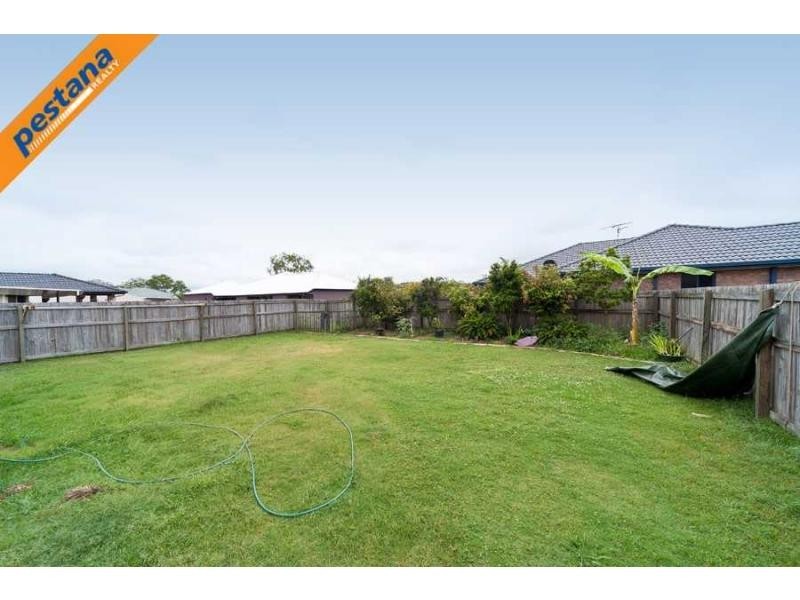 27 Easy Street, Loganholme QLD 4129
