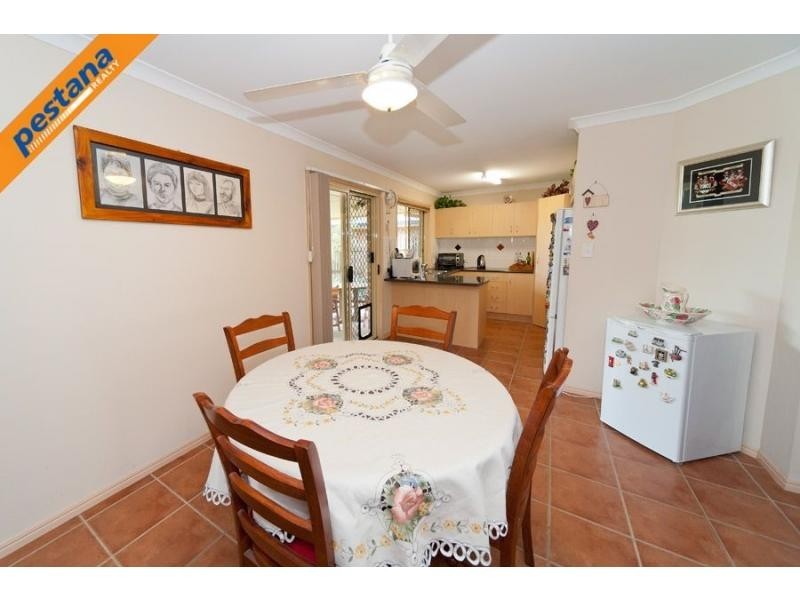 19 Fairway Drive, Meadowbrook QLD 4131