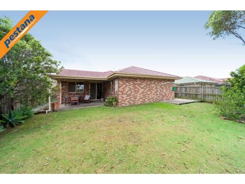 19 Fairway Drive, Meadowbrook QLD 4131