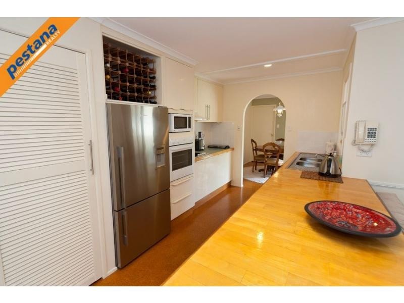 320 Springwood Road, Springwood QLD 4127