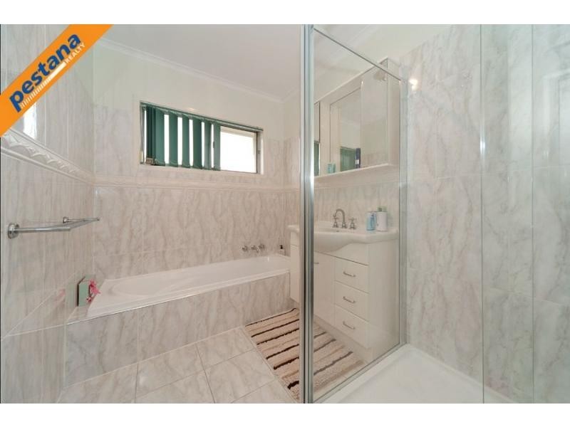 1 Raquel Avenue, Springwood QLD 4127