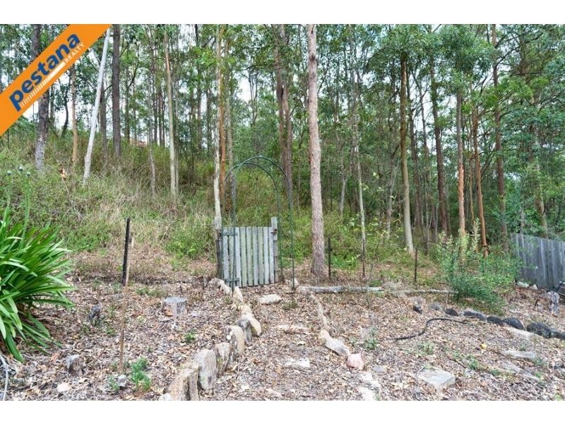 23 Innes Crescent, Cornubia QLD 4130