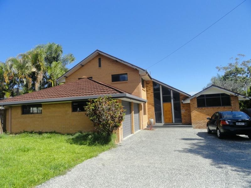 19 Eloise Avenue, Springwood QLD 4127