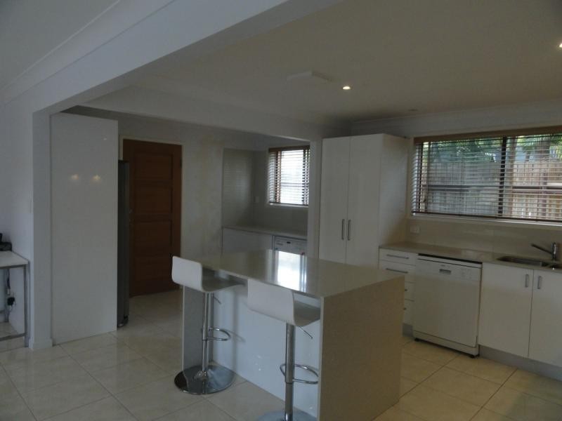 19 Eloise Avenue, Springwood QLD 4127