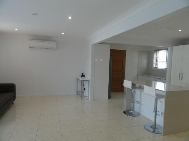 19 Eloise Avenue, Springwood QLD 4127