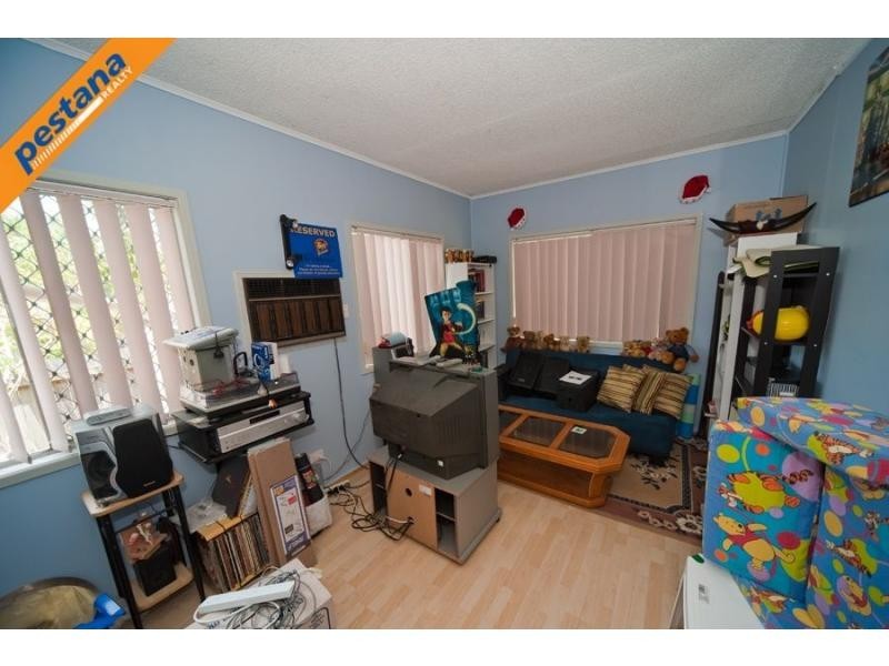 23 Shannon Street, Woodridge QLD 4114