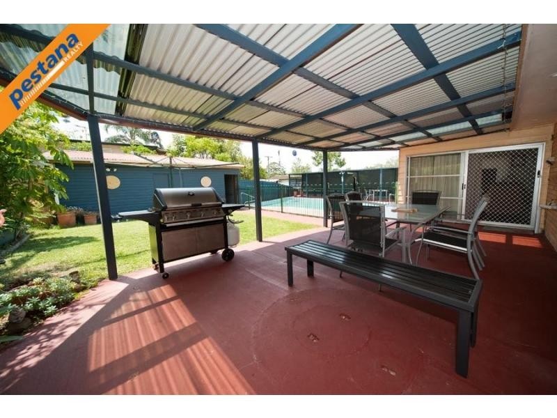 23 Shannon Street, Woodridge QLD 4114