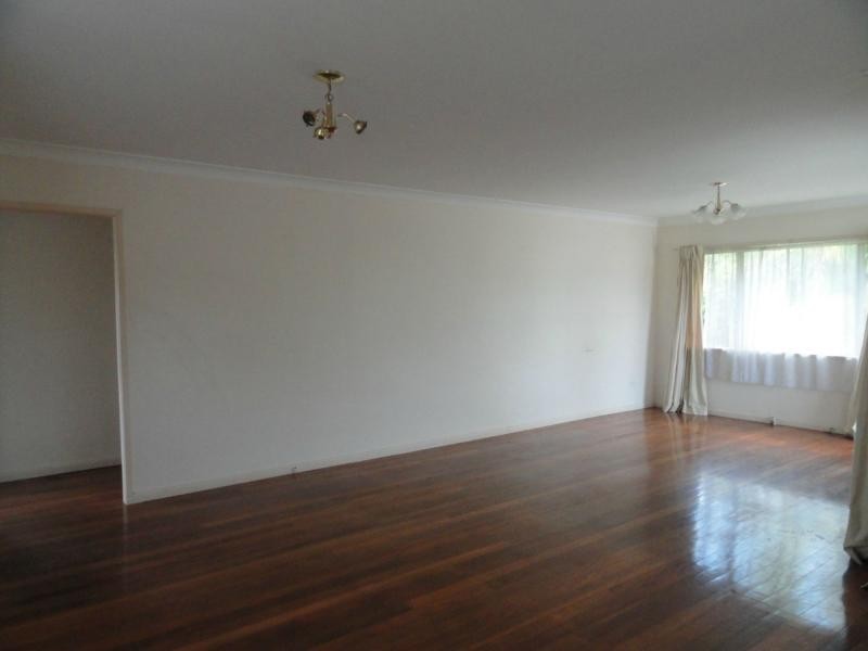 15 Daffodil Street, Logan Central QLD 4114