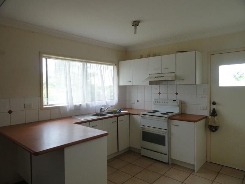 15 Daffodil Street, Logan Central QLD 4114