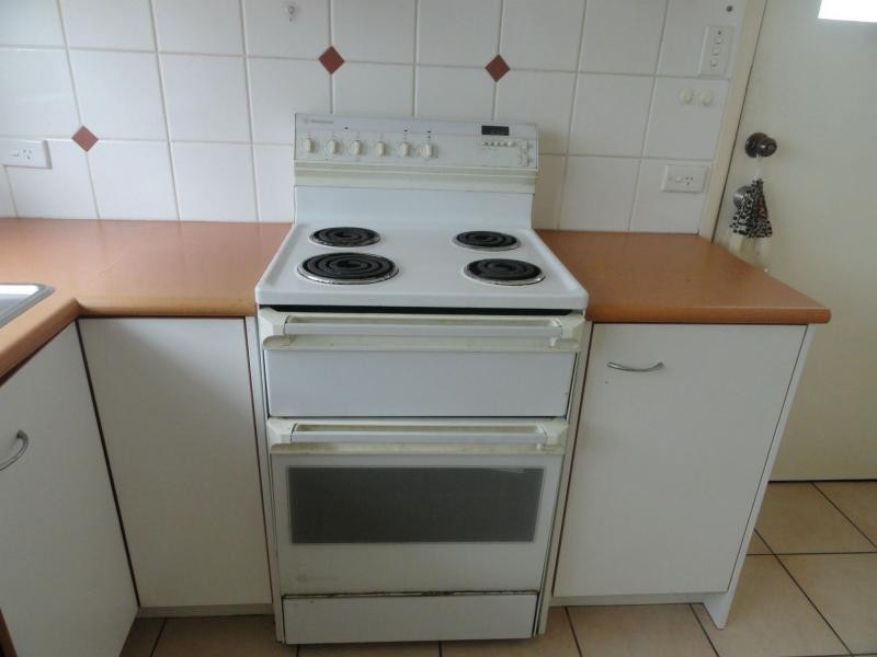 15 Daffodil Street, Logan Central QLD 4114