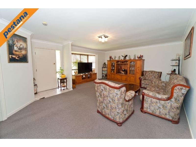 76 Armstrong Road, Meadowbrook QLD 4131