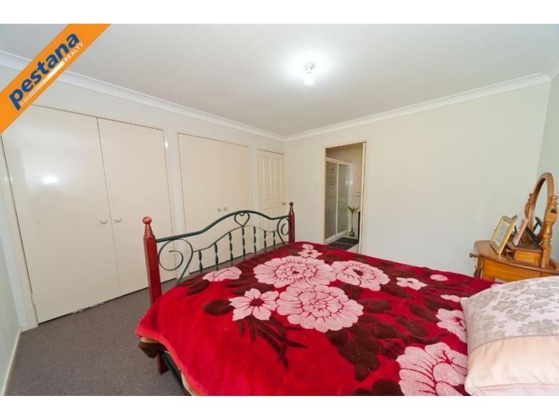 76 Armstrong Road, Meadowbrook QLD 4131