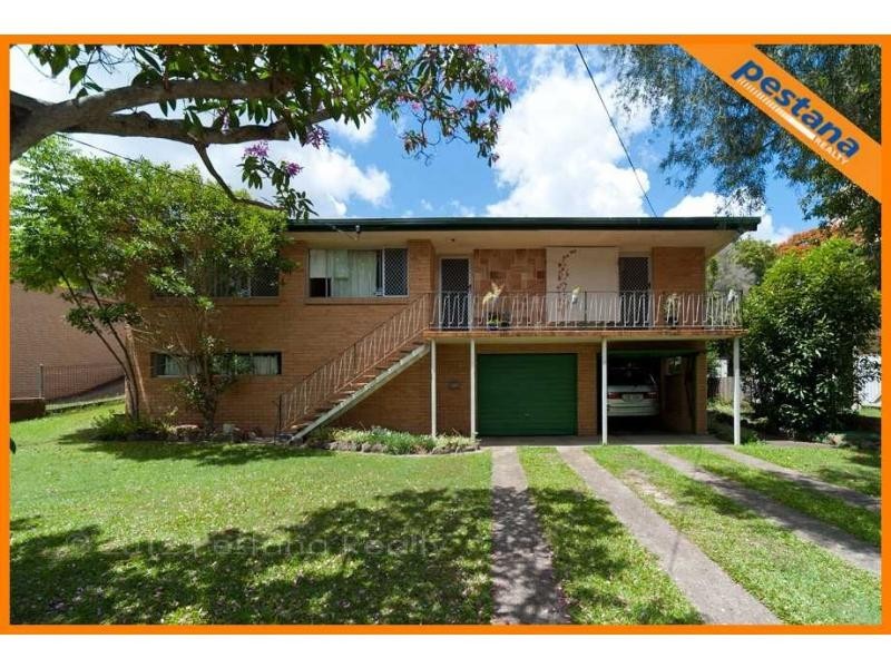 11 Laurinda Crescent, Springwood QLD 4127