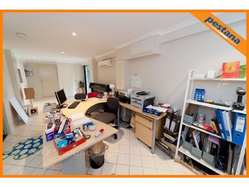 16 Nyanza Street, Woodridge QLD 4114
