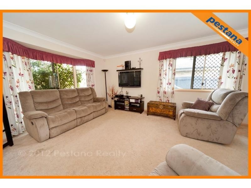 86 Kilsay Crescent, Meadowbrook QLD 4131