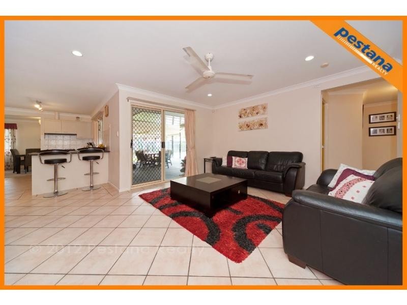 86 Kilsay Crescent, Meadowbrook QLD 4131