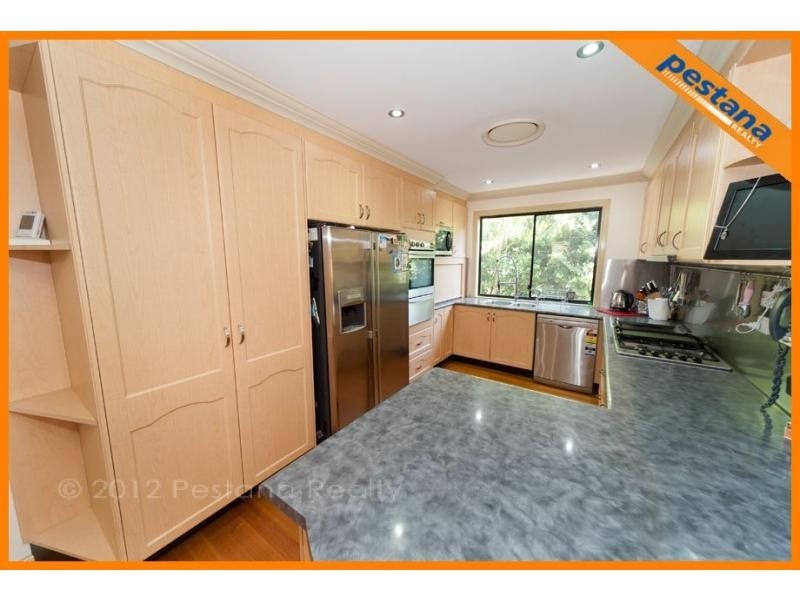 27 Torview Street, Rochedale South QLD 4123