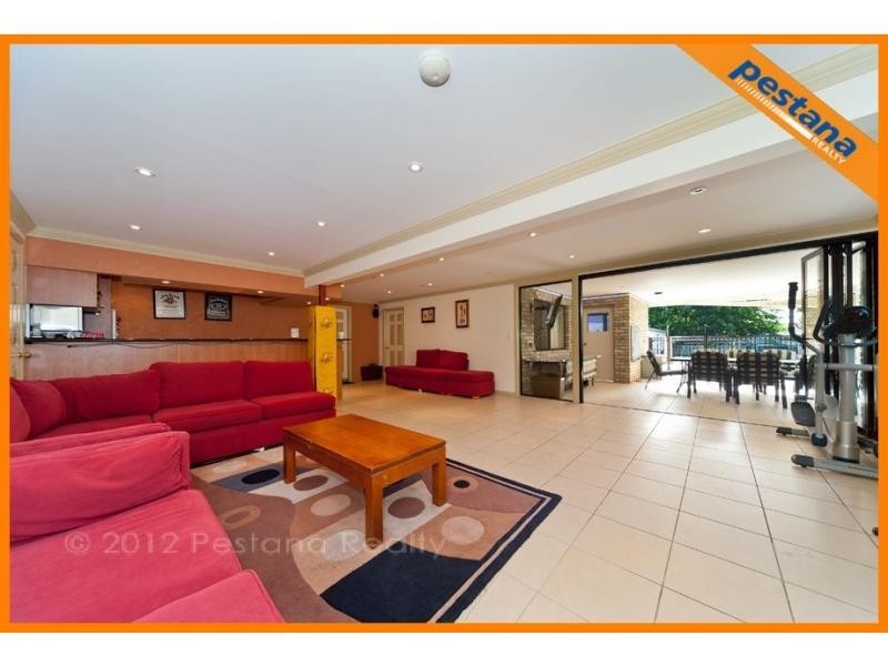 27 Torview Street, Rochedale South QLD 4123