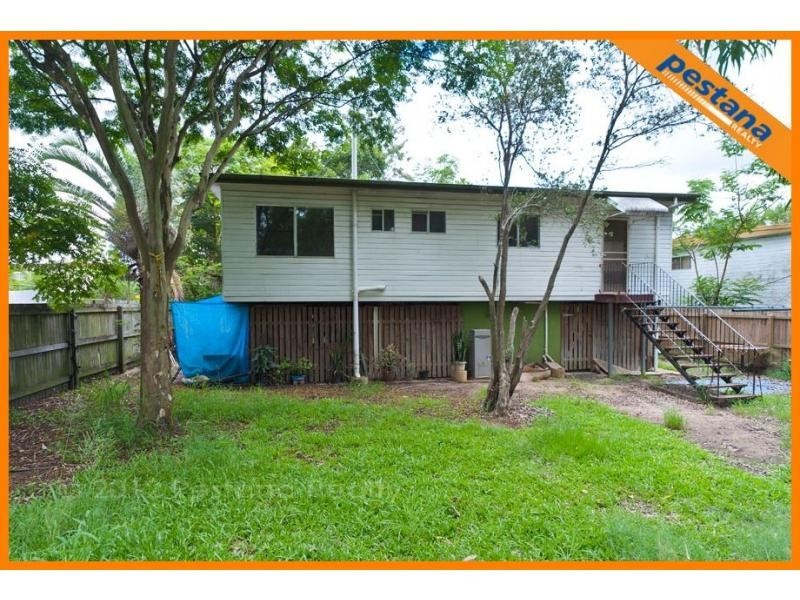 3 Clara Street, Logan Central QLD 4114